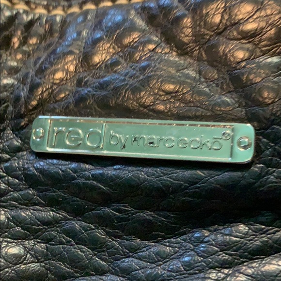 Black/white leather tote by red marcecko - Picture 2 of 8